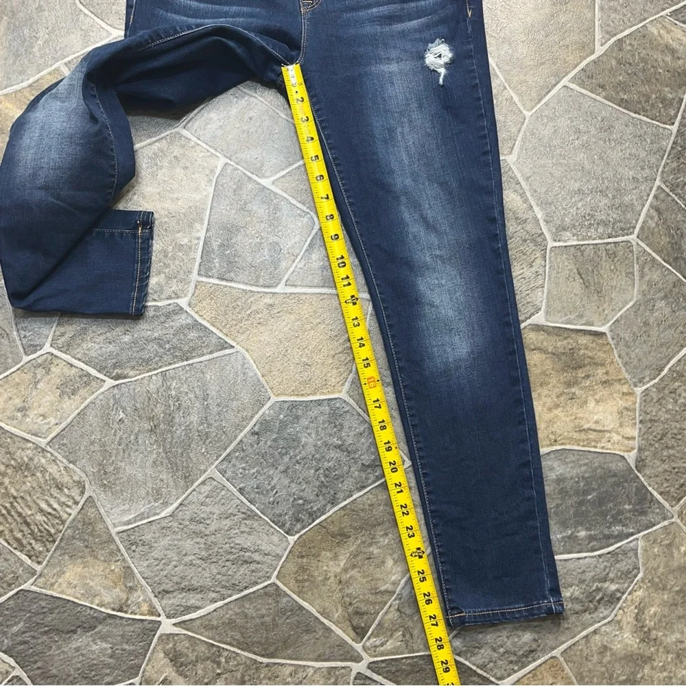 Aeropostale Distressed Jeggings - Picture 10 of 11